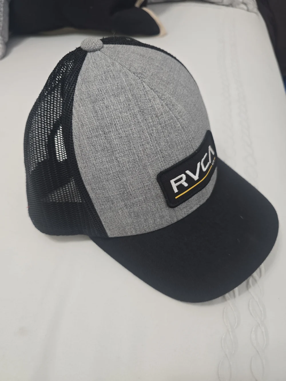 RVCA Two-Tone Trucker Hat - Gray & Black